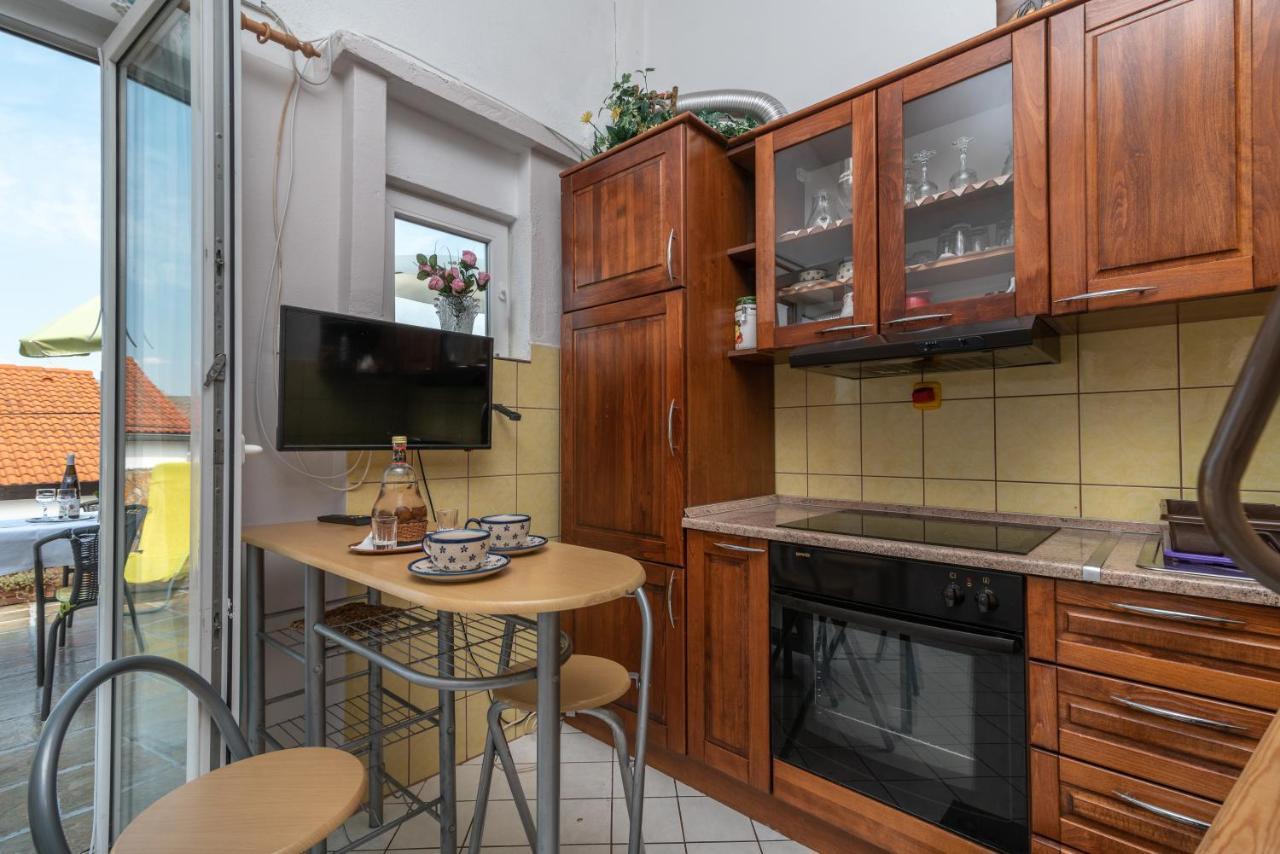 Apartmani Kate Trogir Exterior foto
