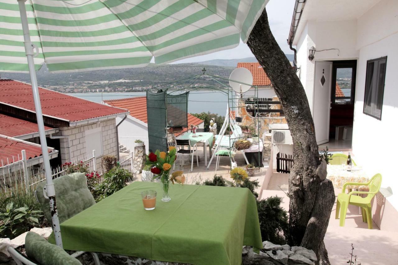 Apartmani Kate Trogir Exterior foto